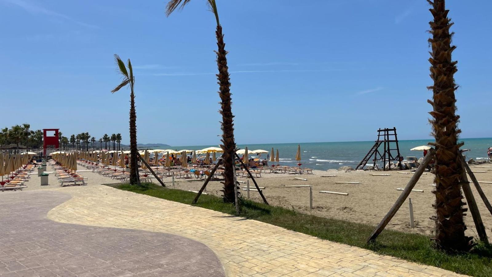 Family Beach 100 Square Metres Apartment Golem  Esterno foto